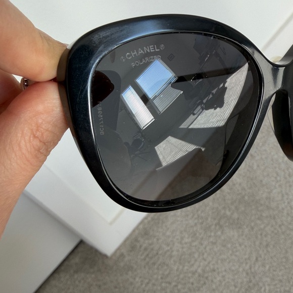 Chanel Pearl Logo Butterfly Sunglasses Black - Picture 7 of 15